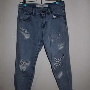 Brandy Melville Boyfriend Jeans